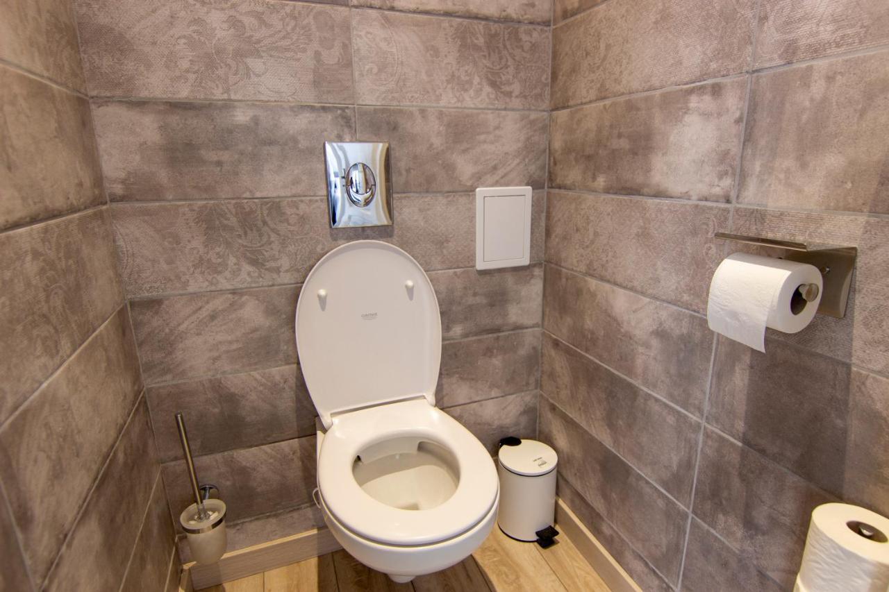 Cocon D'Hiver - Netflix & Wifi - Parking Gratuit - Check-In 24H24 - Kit Bebe Inclus - Emplacement Velos - Goodmarning Châlons-en-Champagne Kültér fotó