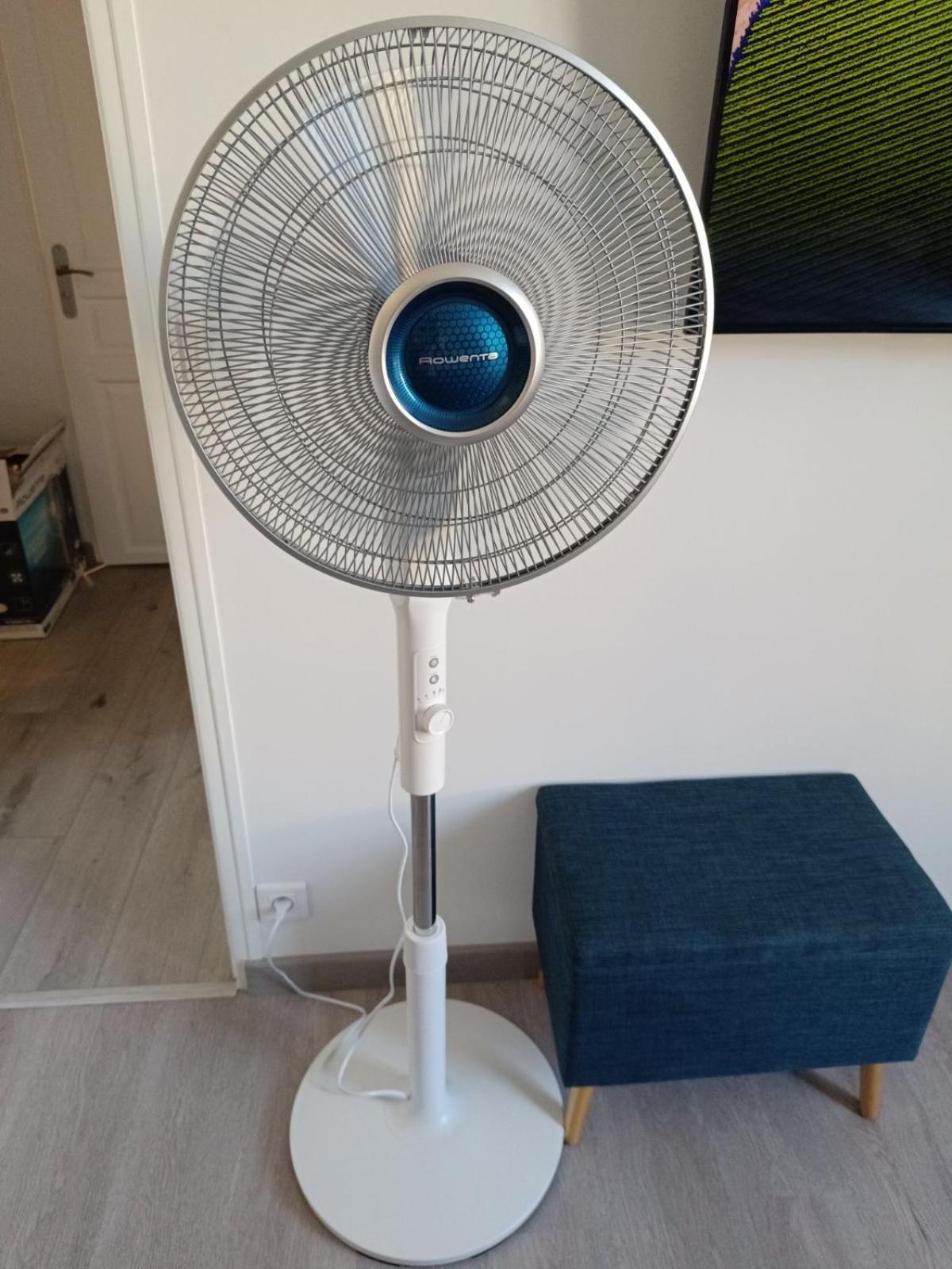 Cocon D'Hiver - Netflix & Wifi - Parking Gratuit - Check-In 24H24 - Kit Bebe Inclus - Emplacement Velos - Goodmarning Châlons-en-Champagne Kültér fotó