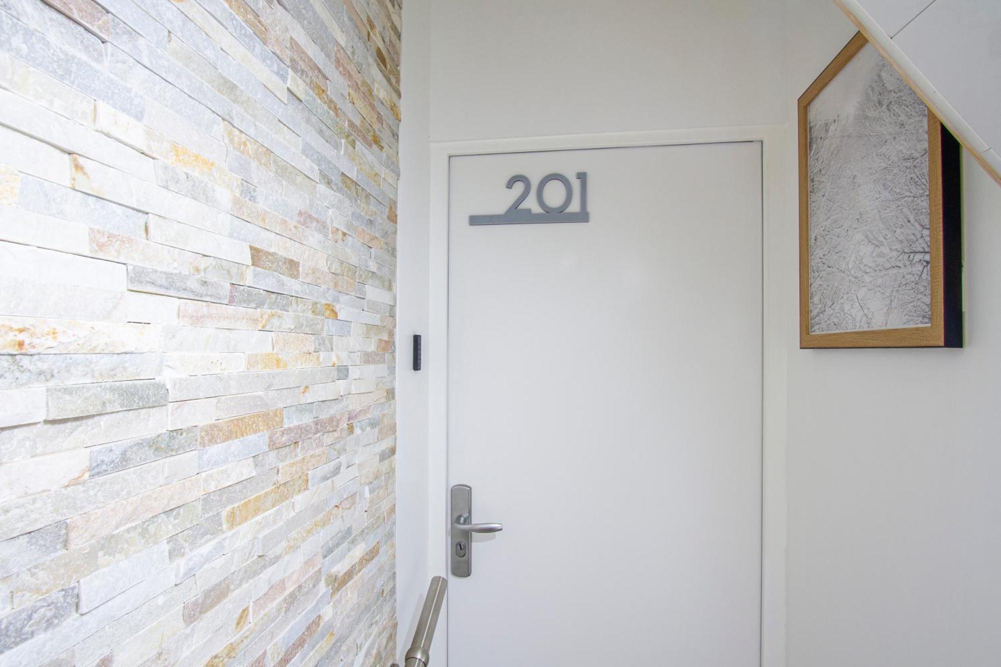 Cocon D'Hiver - Netflix & Wifi - Parking Gratuit - Check-In 24H24 - Kit Bebe Inclus - Emplacement Velos - Goodmarning Châlons-en-Champagne Kültér fotó